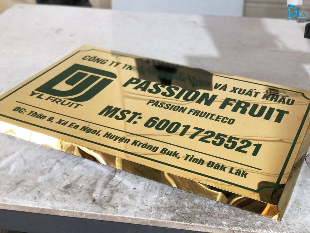 Dịch Vụ Gia Công Và In Ấn Mica-Gỗ-Inox: Đảm Bảo Sản Phẩm Chất Lượng Cao