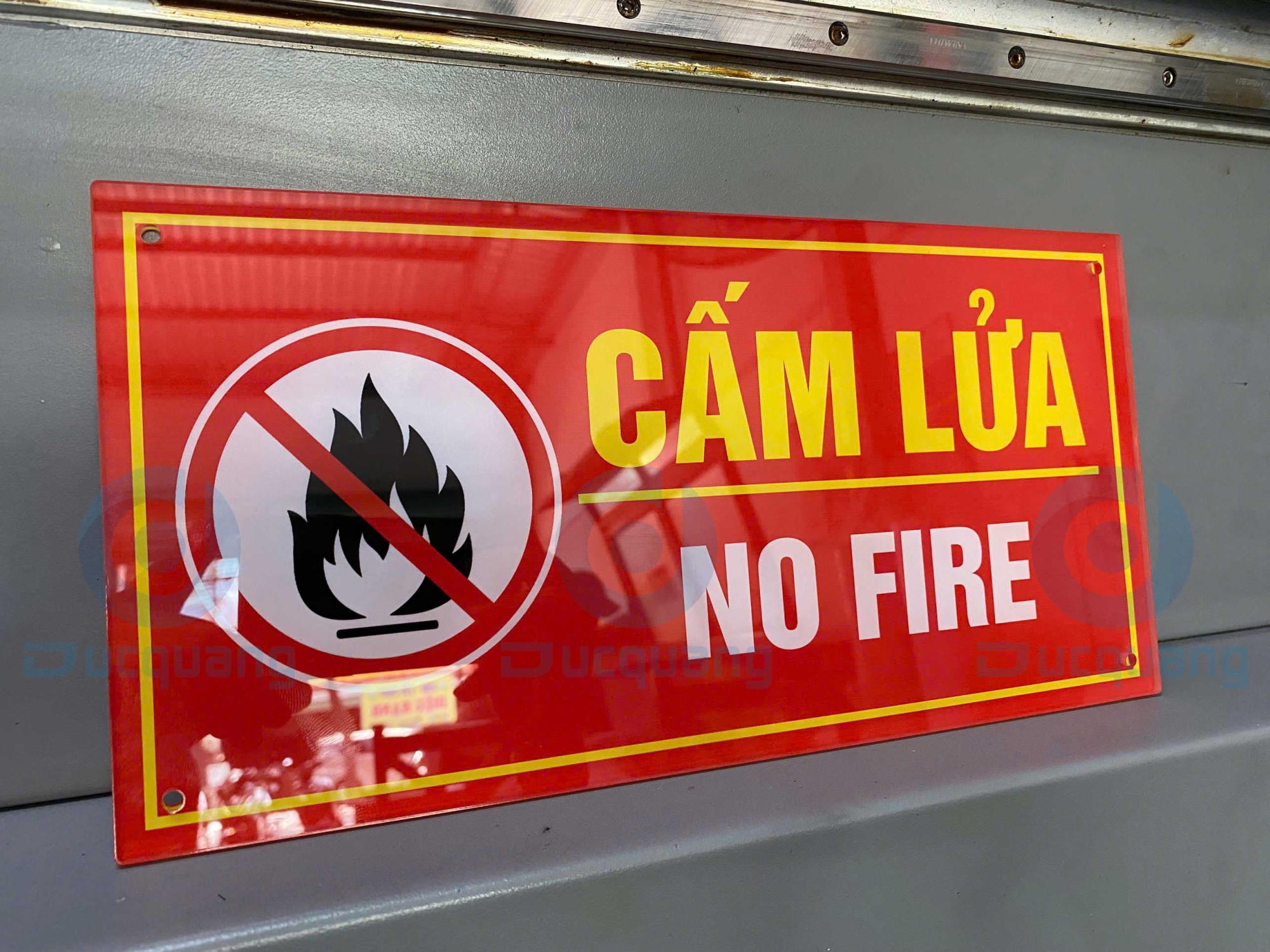 bien cam lua mica in uv